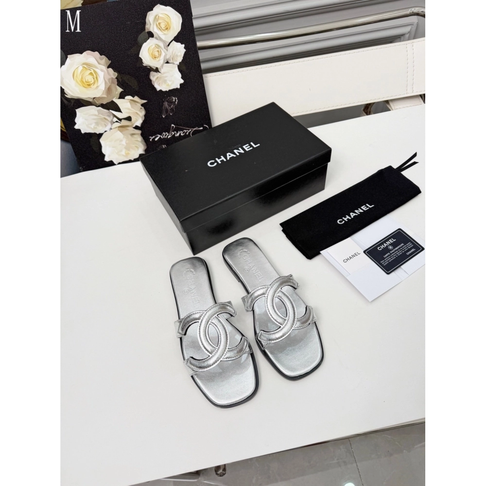 Chanel Slippers 136,Chanel Slippers,Slides Slippers,More Brands