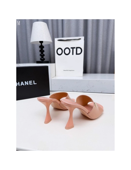 Chanel Slippers 138,Chanel Slippers,Slides Slippers,More Brands
