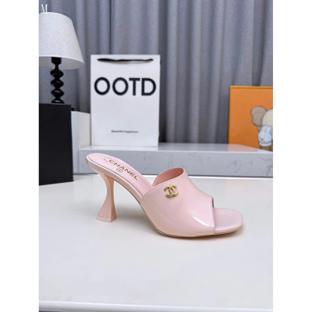 Chanel Slippers 140,Chanel Slippers,Slides Slippers,More Brands