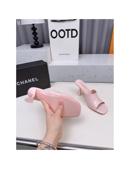 Chanel Slippers 140,Chanel Slippers,Slides Slippers,More Brands