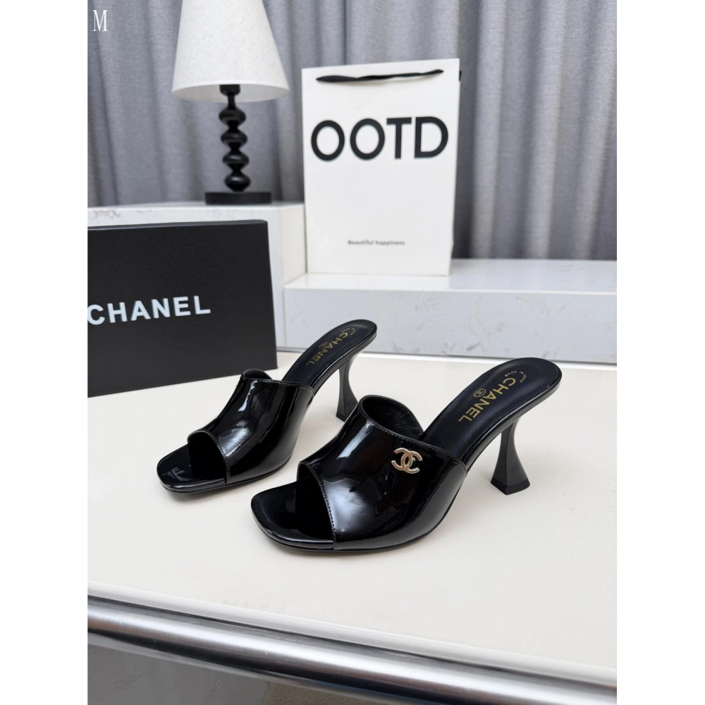 Chanel Slippers 142,Chanel Slippers,Slides Slippers,More Brands