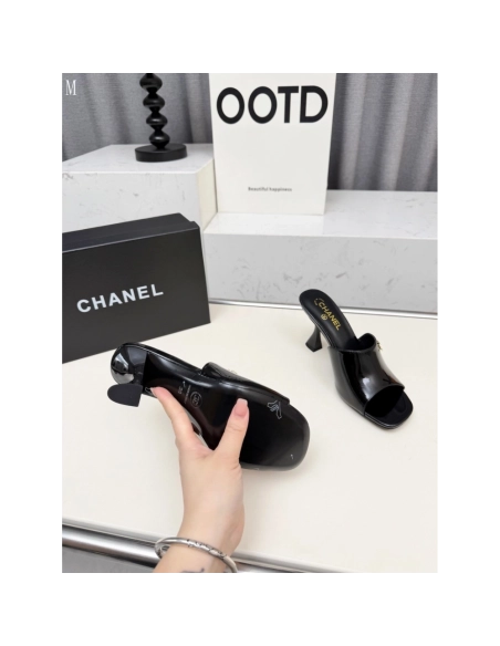 Chanel Slippers 142,Chanel Slippers,Slides Slippers,More Brands