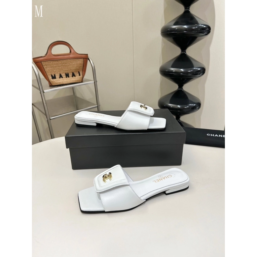 Chanel Slippers 152,Chanel Slippers,Slides Slippers,More Brands