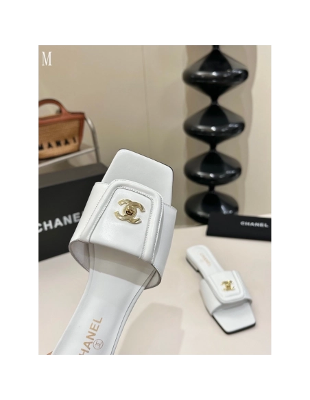 Chanel Slippers 152,Chanel Slippers,Slides Slippers,More Brands