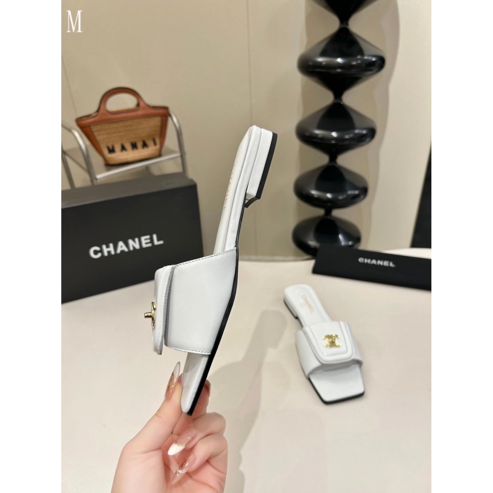 Chanel Slippers 152,Chanel Slippers,Slides Slippers,More Brands