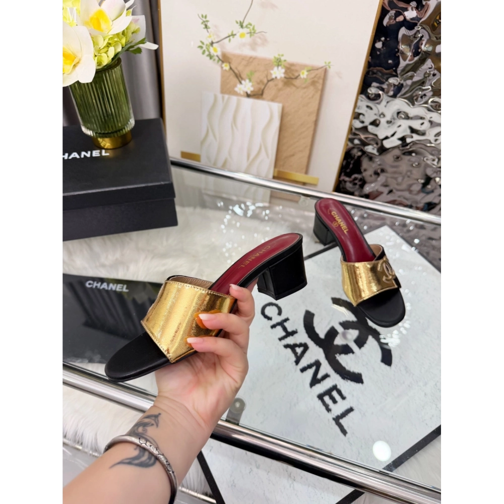 Chanel Slippers 170,Chanel Slippers,Slides Slippers,More Brands
