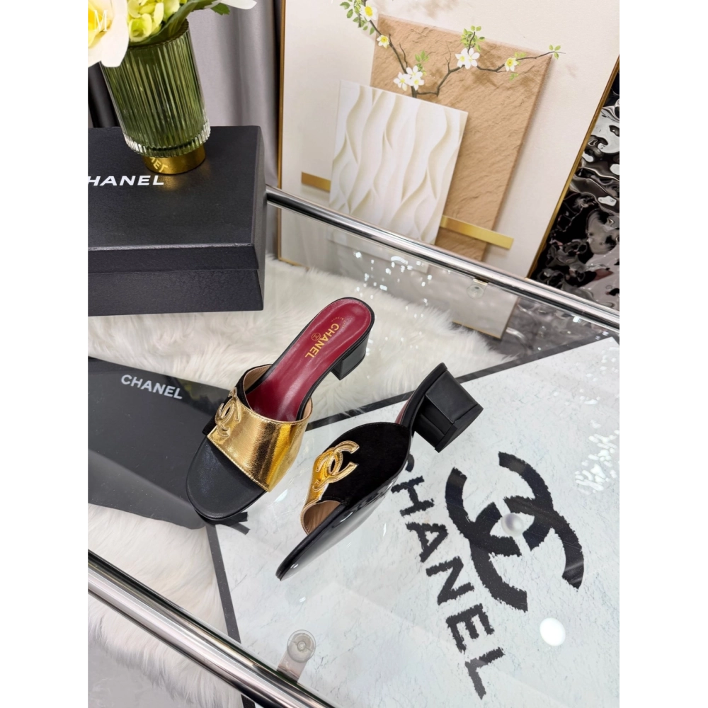 Chanel Slippers 170,Chanel Slippers,Slides Slippers,More Brands