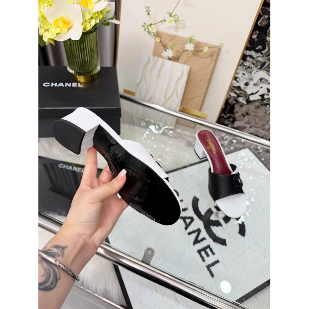 Chanel Slippers 172,Chanel Slippers,Slides Slippers,More Brands