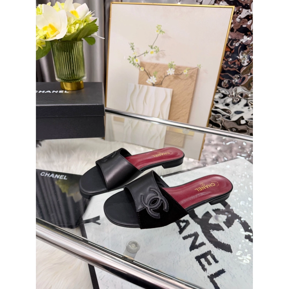 Chanel Slippers 176,Chanel Slippers,Slides Slippers,More Brands