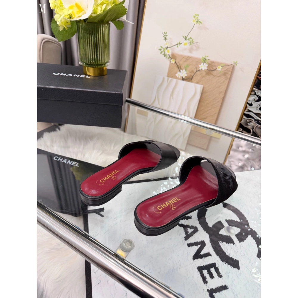 Chanel Slippers 176,Chanel Slippers,Slides Slippers,More Brands
