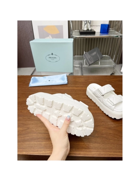 Prada Slippers 051