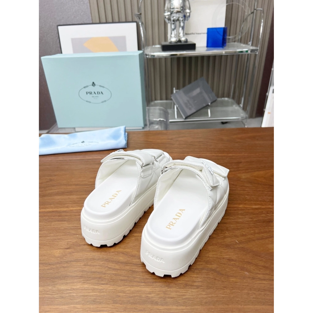 Prada Slippers 051