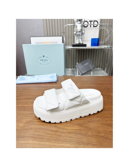 Prada Slippers 051