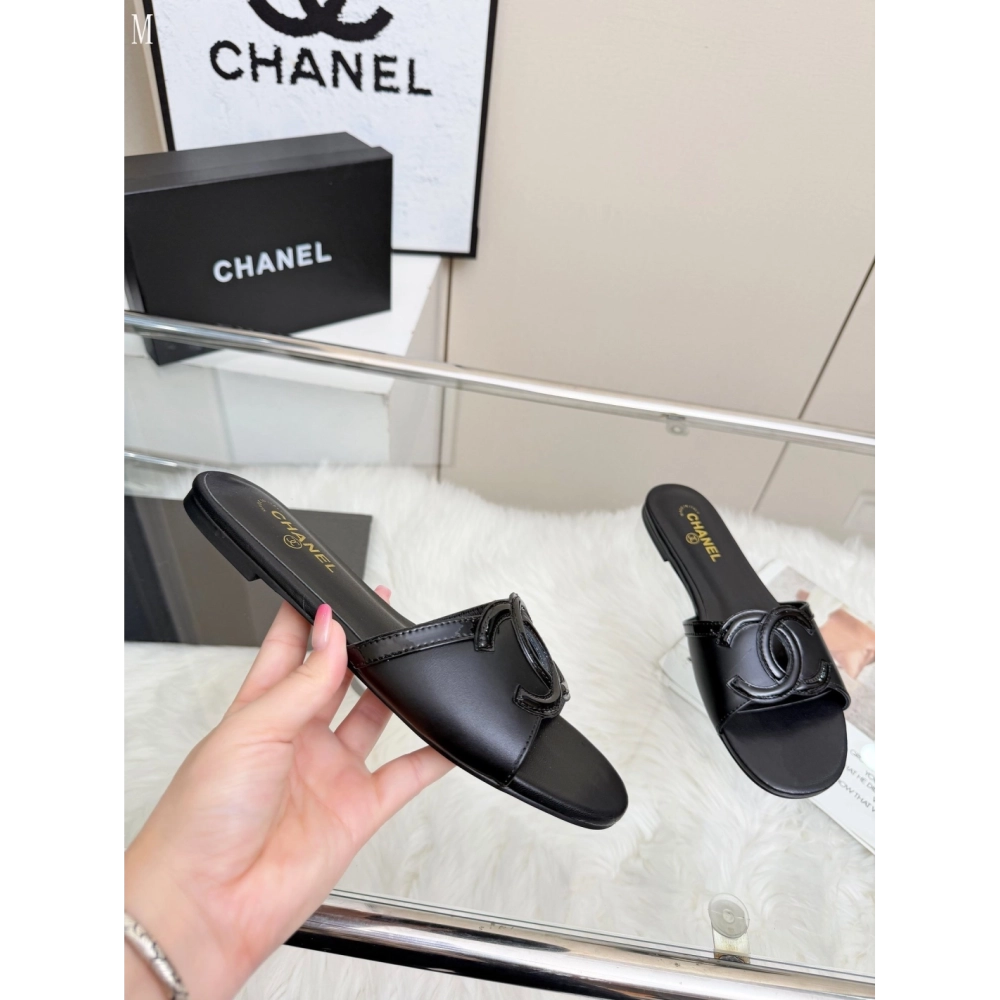 Chanel Slippers 182,Chanel Slippers,Slides Slippers,More Brands