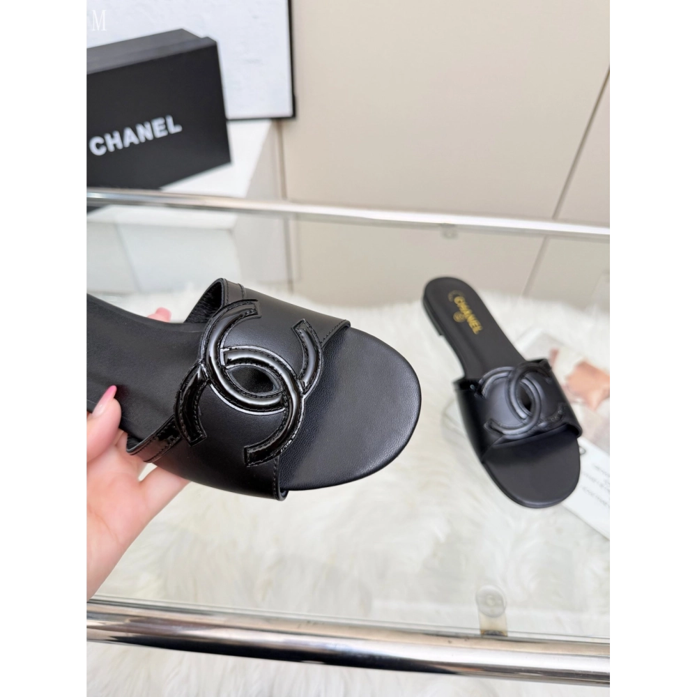 Chanel Slippers 182,Chanel Slippers,Slides Slippers,More Brands