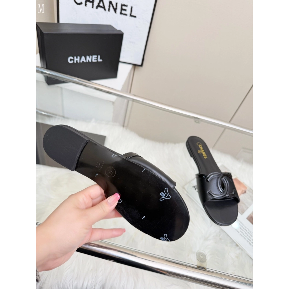Chanel Slippers 182,Chanel Slippers,Slides Slippers,More Brands