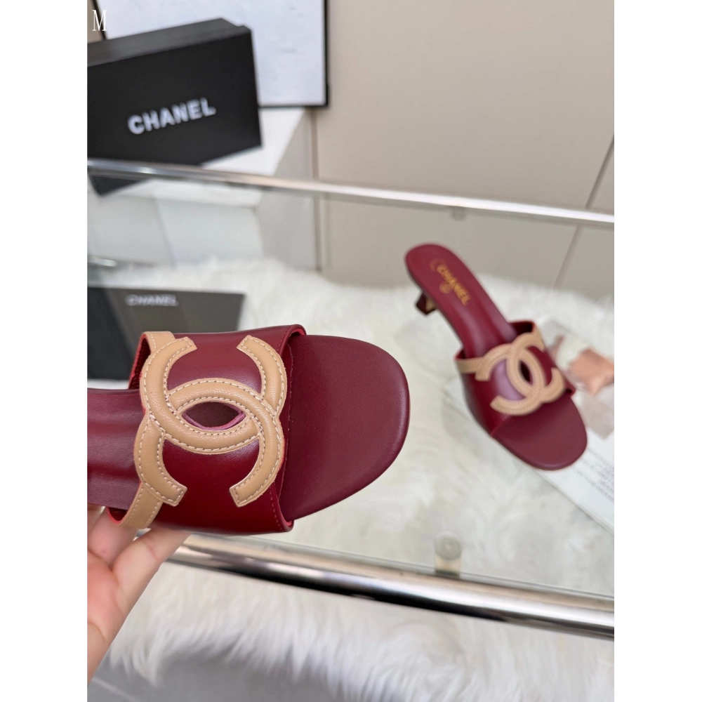 Chanel Slippers 186,Chanel Slippers,Slides Slippers,More Brands