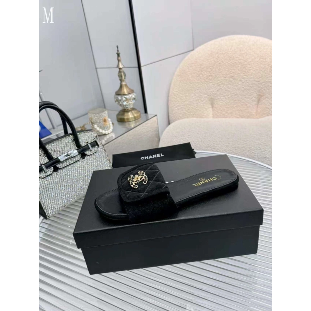 Chanel Slippers 190,Chanel Slippers,Slides Slippers,More Brands