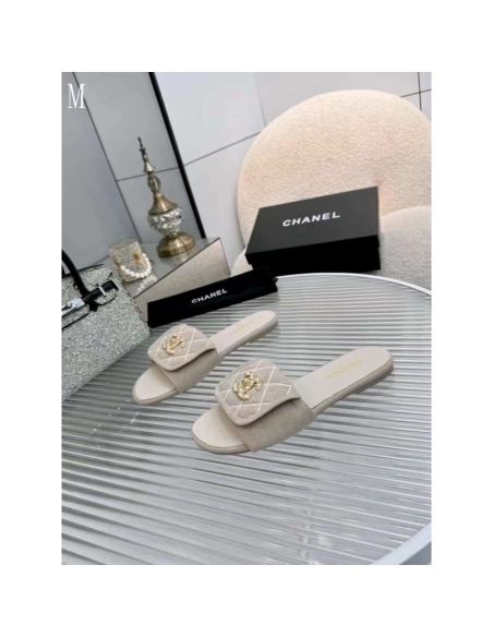 Chanel Slippers 194,Chanel Slippers,Slides Slippers,More Brands