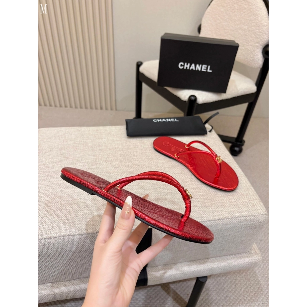 Chanel Slippers 198,Chanel Slippers,Slides Slippers,More Brands