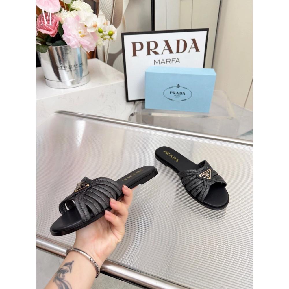 Prada Slippers 135
