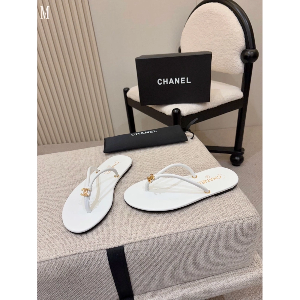 Chanel Slippers 205,Chanel Slippers,Slides Slippers,More Brands