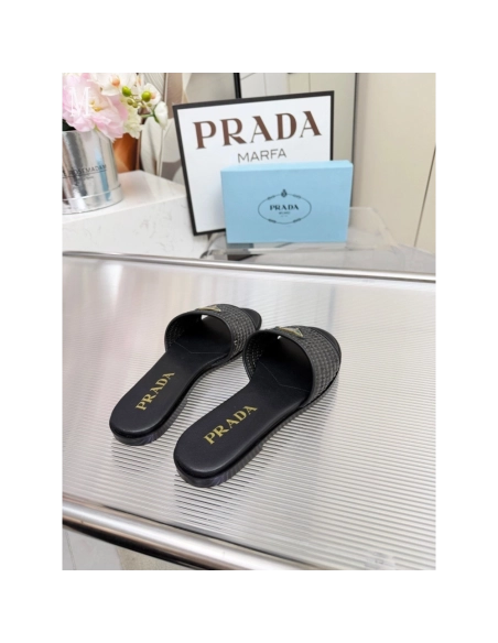 Prada Slippers 138