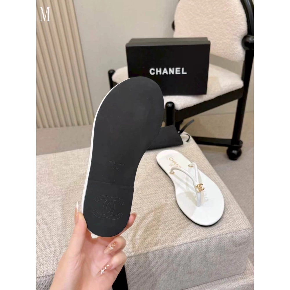 Chanel Slippers 205,Chanel Slippers,Slides Slippers,More Brands