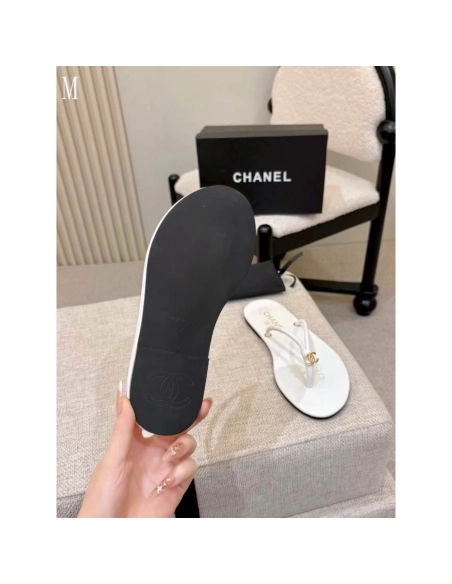 Chanel Slippers 205,Chanel Slippers,Slides Slippers,More Brands