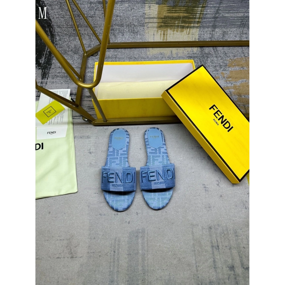 Fendi Slippers 033,Fendi Slippers,Slides Slippers,More Brands