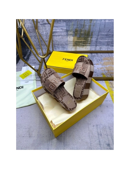 Fendi Slippers 034,Fendi Slippers,Slides Slippers,More Brands