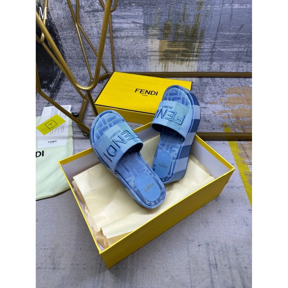 Fendi Slippers 035,Fendi Slippers,Slides Slippers,More Brands