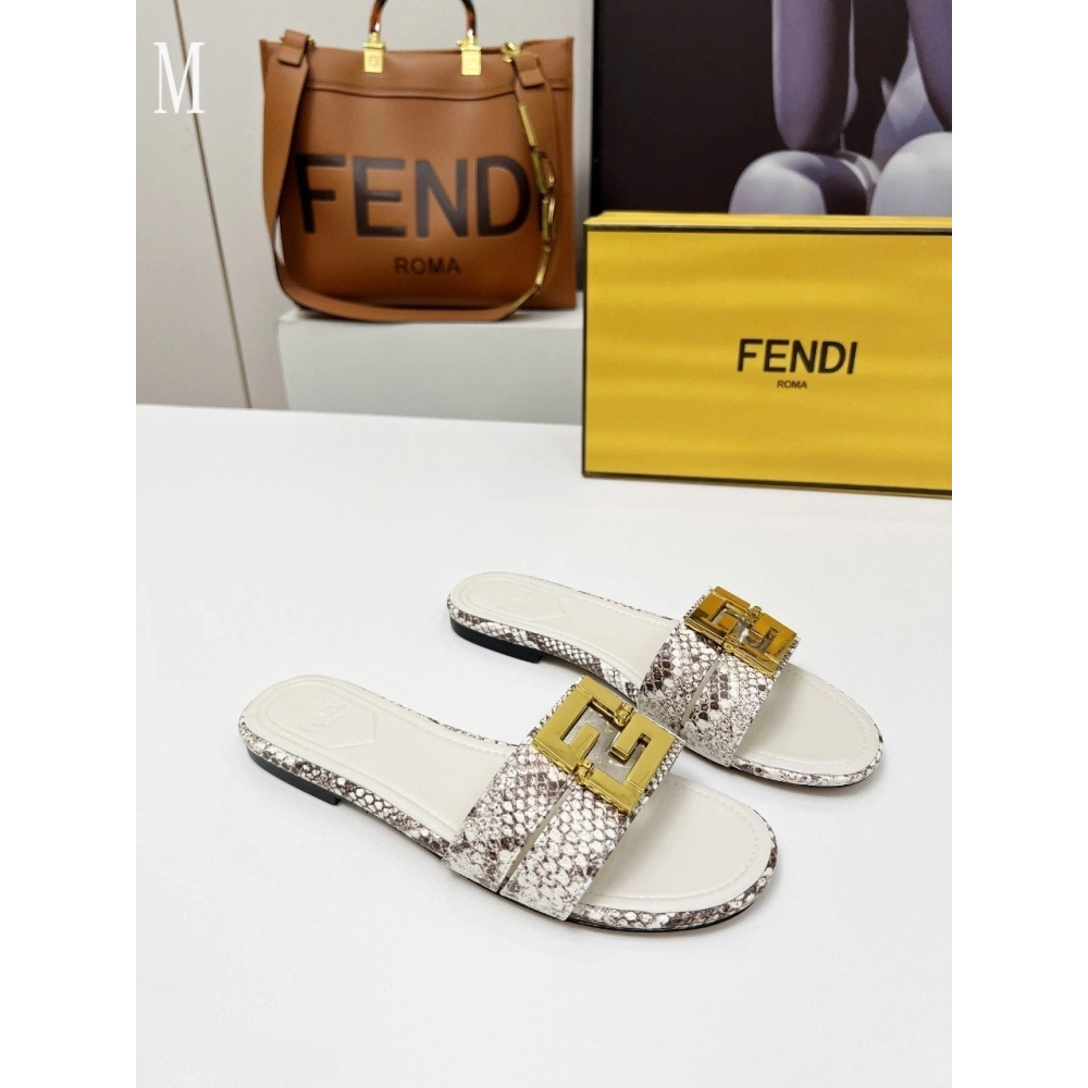 Fendi Slippers 037,Fendi Slippers,Slides Slippers,More Brands