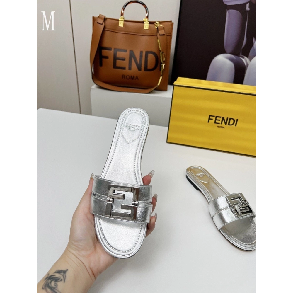 Fendi Slippers 039,Fendi Slippers,Slides Slippers,More Brands