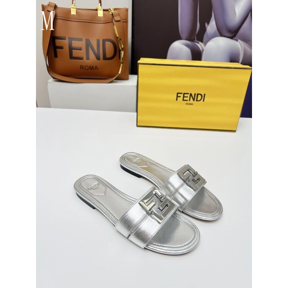 Fendi Slippers 039,Fendi Slippers,Slides Slippers,More Brands