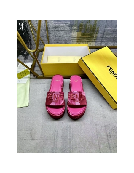 Fendi Slippers 040,Fendi Slippers,Slides Slippers,More Brands