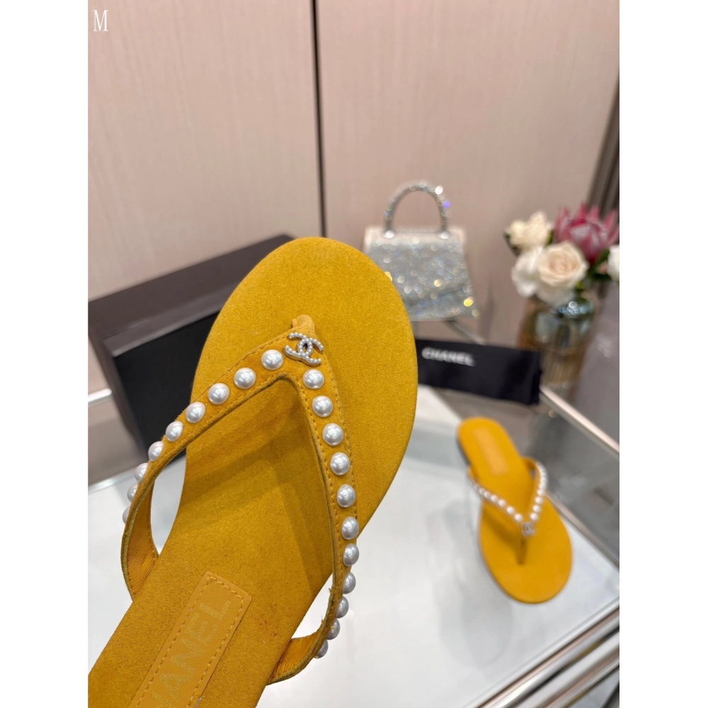 Chanel Slippers 214,Chanel Slippers,Slides Slippers,More Brands