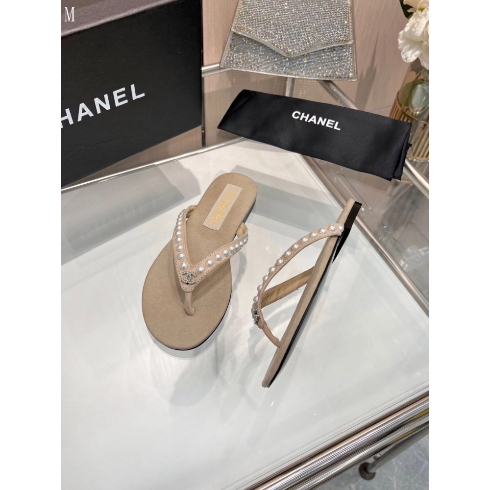Chanel Slippers 215,Chanel Slippers,Slides Slippers,More Brands