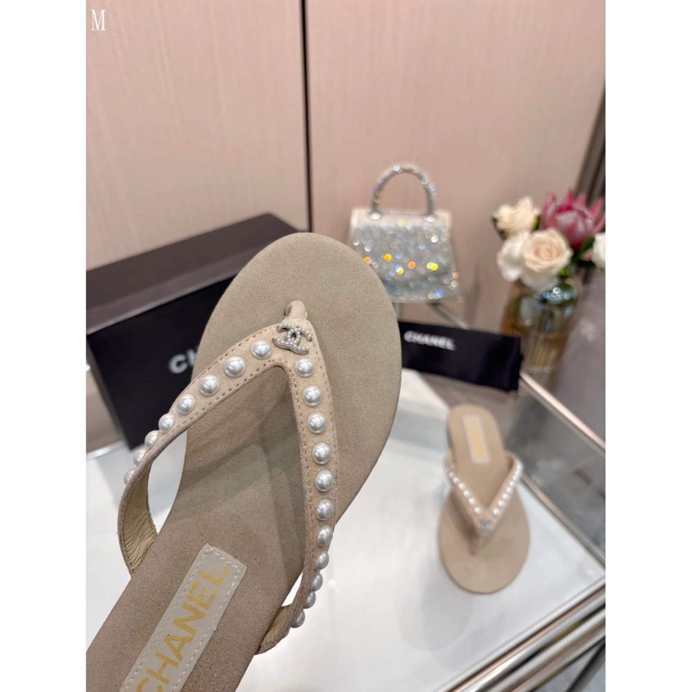 Chanel Slippers 215,Chanel Slippers,Slides Slippers,More Brands