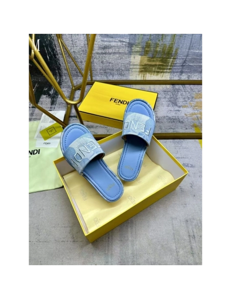 Fendi Slippers 044,Fendi Slippers,Slides Slippers,More Brands
