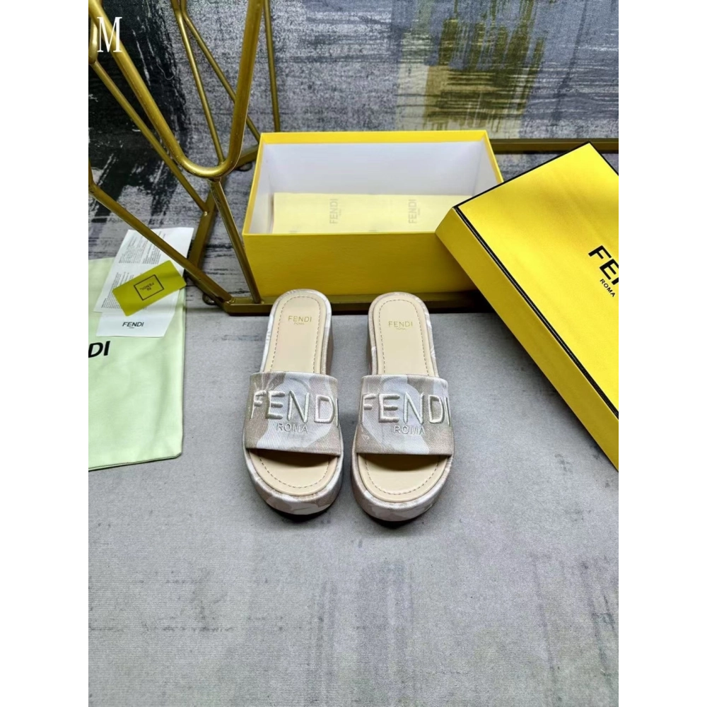 Fendi Slippers 045,Fendi Slippers,Slides Slippers,More Brands