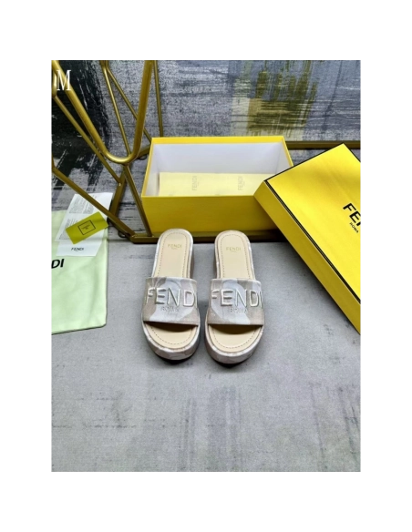 Fendi Slippers 045,Fendi Slippers,Slides Slippers,More Brands