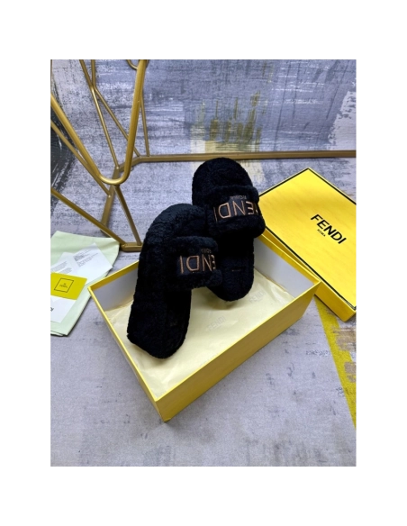 Fendi Slippers 055,Fendi Slippers,Slides Slippers,More Brands