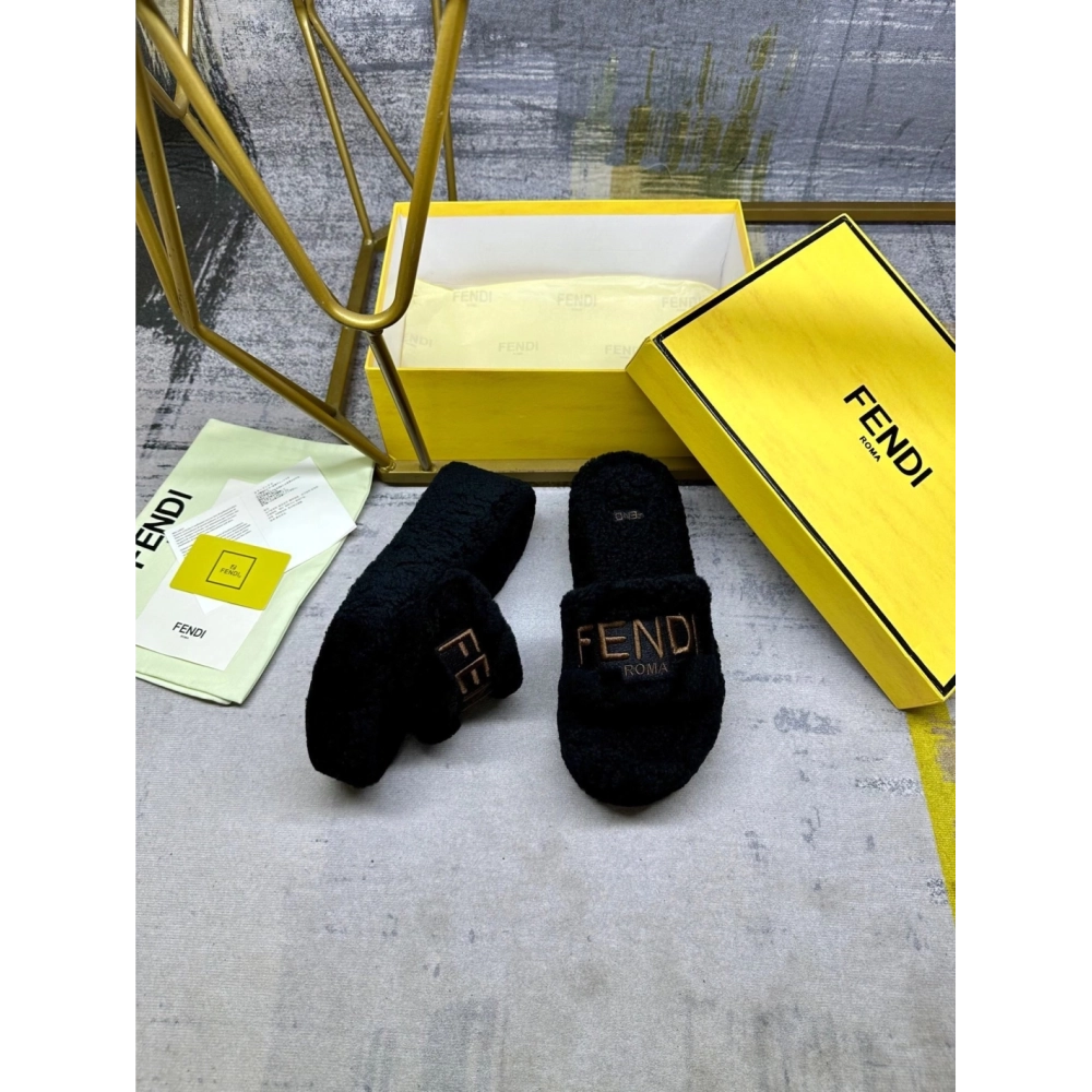 Fendi Slippers 055,Fendi Slippers,Slides Slippers,More Brands