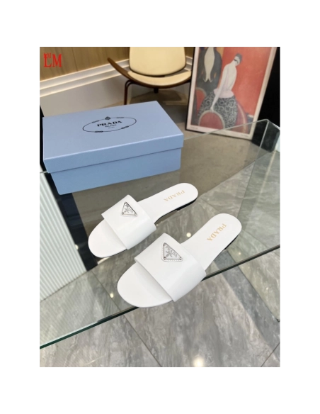Prada Slippers 045