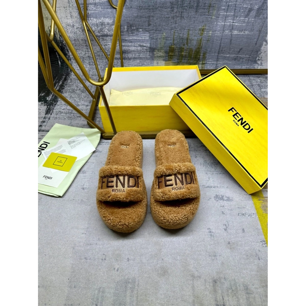 Fendi Slippers 056,Fendi Slippers,Slides Slippers,More Brands