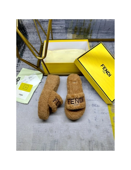 Fendi Slippers 056,Fendi Slippers,Slides Slippers,More Brands