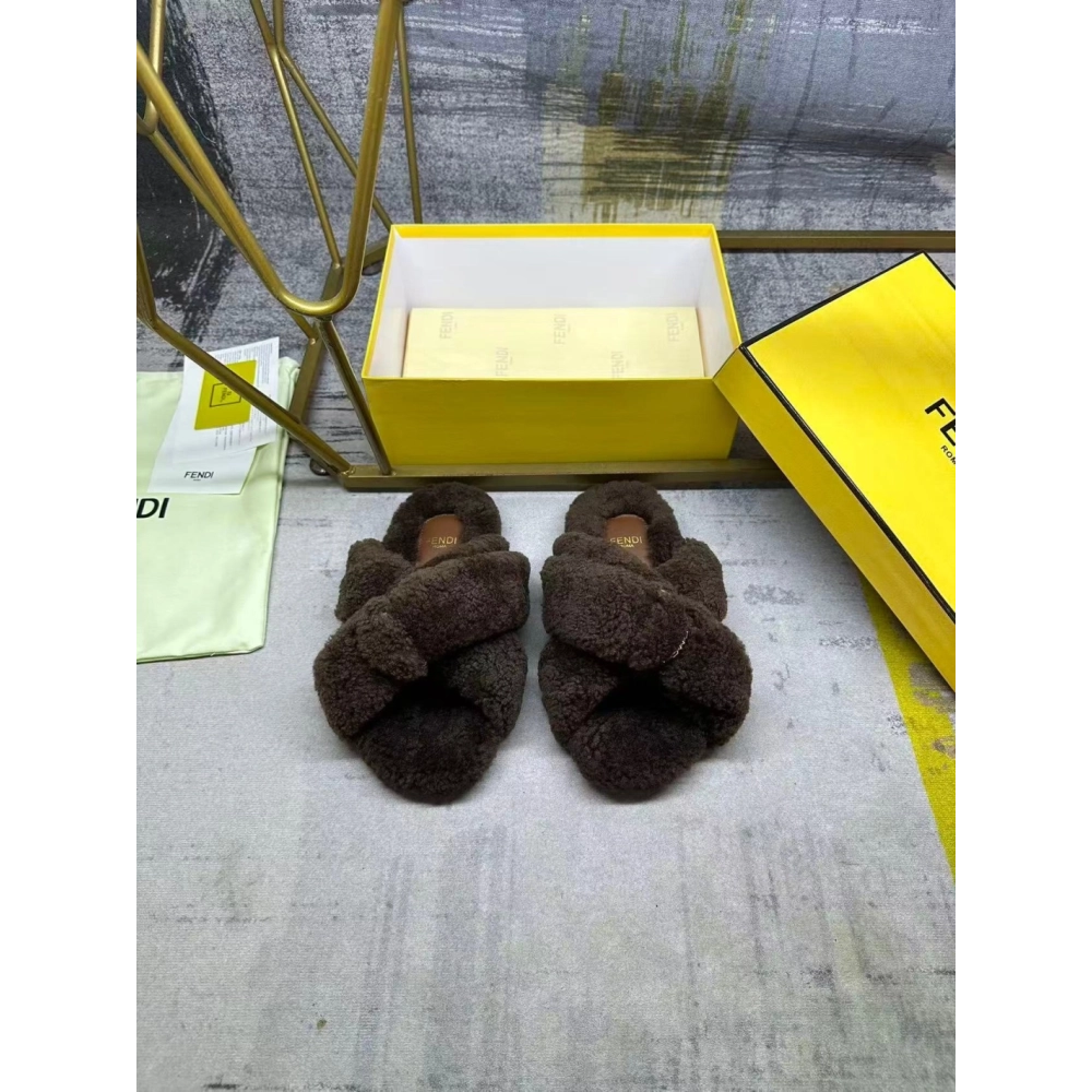 Fendi Slippers 059,Fendi Slippers,Slides Slippers,More Brands