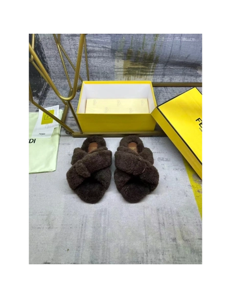 Fendi Slippers 059,Fendi Slippers,Slides Slippers,More Brands
