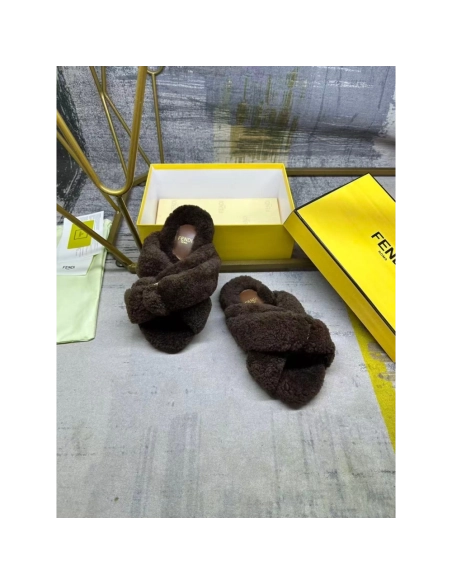 Fendi Slippers 059,Fendi Slippers,Slides Slippers,More Brands